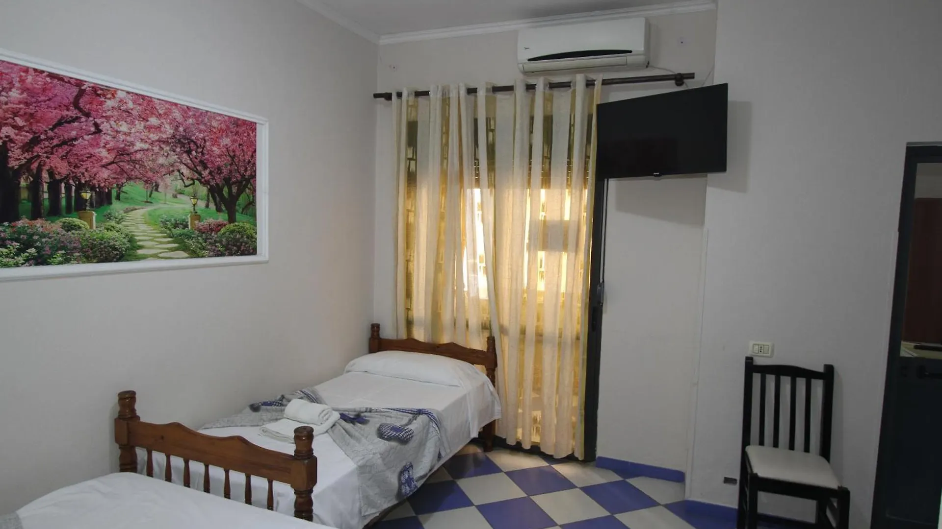 Kompleksi Eli Guest House Durres 0*,  Albania