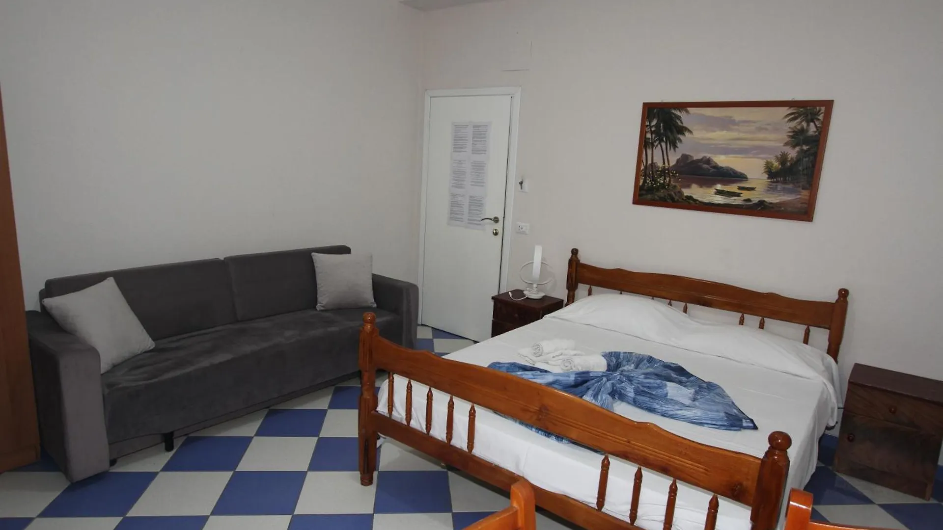 Kompleksi Eli Guest House Durres