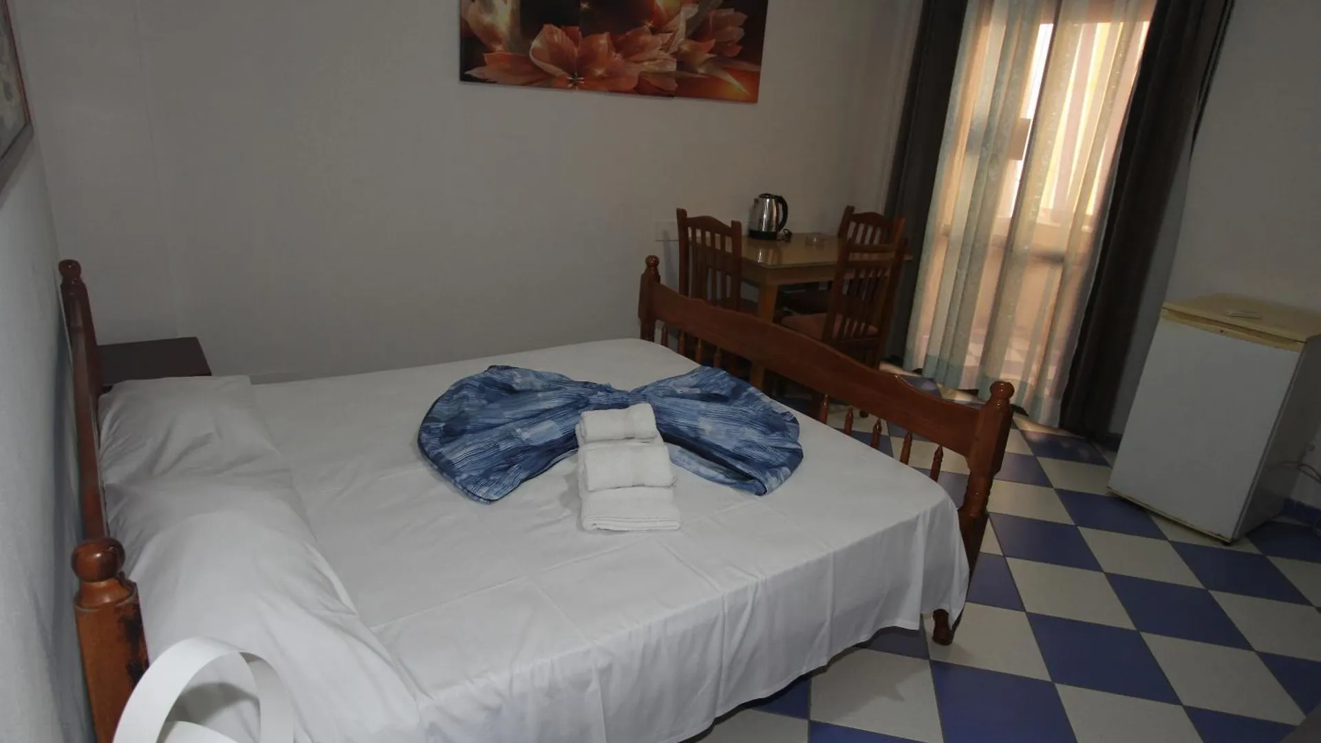 Kompleksi Eli Guest House Durres 0*,
