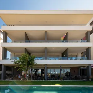 11 Guest house