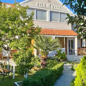 M Vera With Kitchen And Guest house